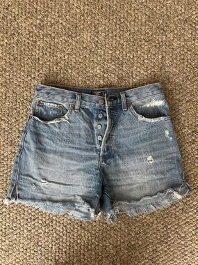 Abercrombie & Fitch Medium Wash Distressed Jean Shorts High Rise Size 27 4